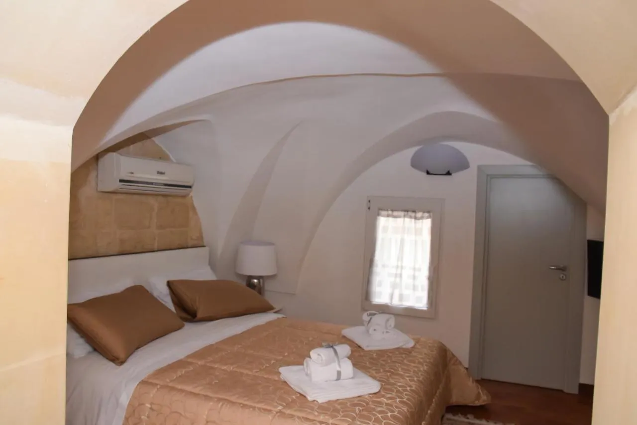 Ferrante D'Aragona rooms Lecce