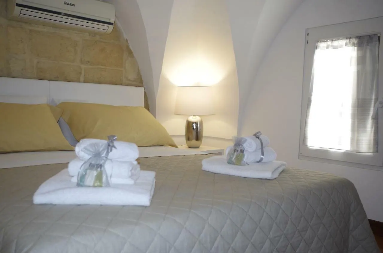 Ferrante D'Aragona rooms Lecce Bed and breakfast